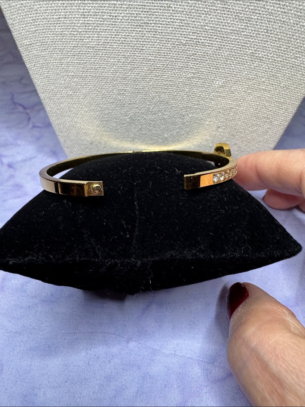 Gold Crystal Halo Bangle Bracelet - NWOT - Picture 4 of 4